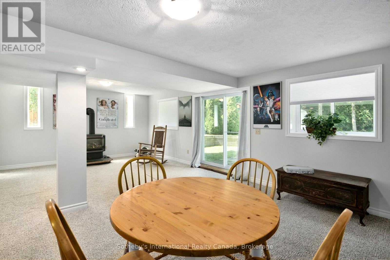 26 Middle Avenue, Meaford, Ontario  N4L 1A8 - Photo 12 - X12997362