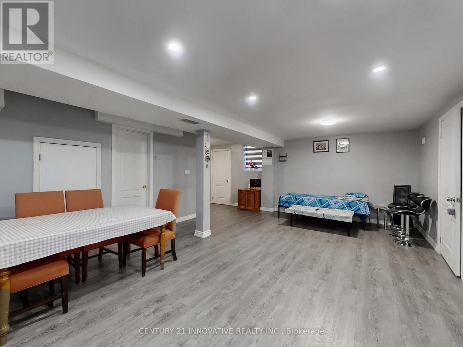 9 Heatherdale Drive, Brampton, Ontario  L7A 2H6 - Photo 35 - W12994688