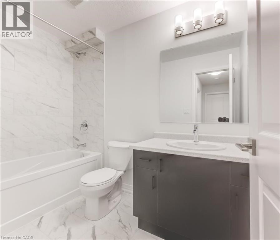 686 Benninger Drive, Kitchener, Ontario  N2E 0H8 - Photo 8 - 40819973