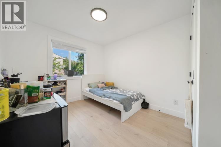 1010 Augusta Avenue, Burnaby, British Columbia  V5A 2V4 - Photo 29 - R3111160