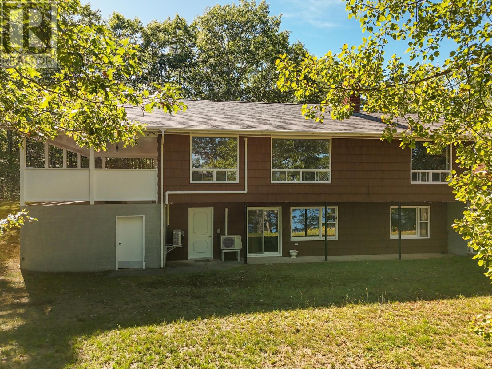 587 Highway 203, Carleton, Nova Scotia  B5A 5R3 - Photo 4 - 202527270