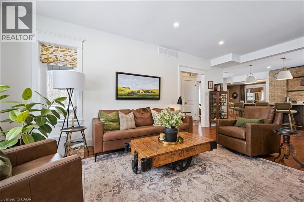 63 Menno Street, Waterloo, Ontario N2L 2A6 - Photo 9 - 40802720