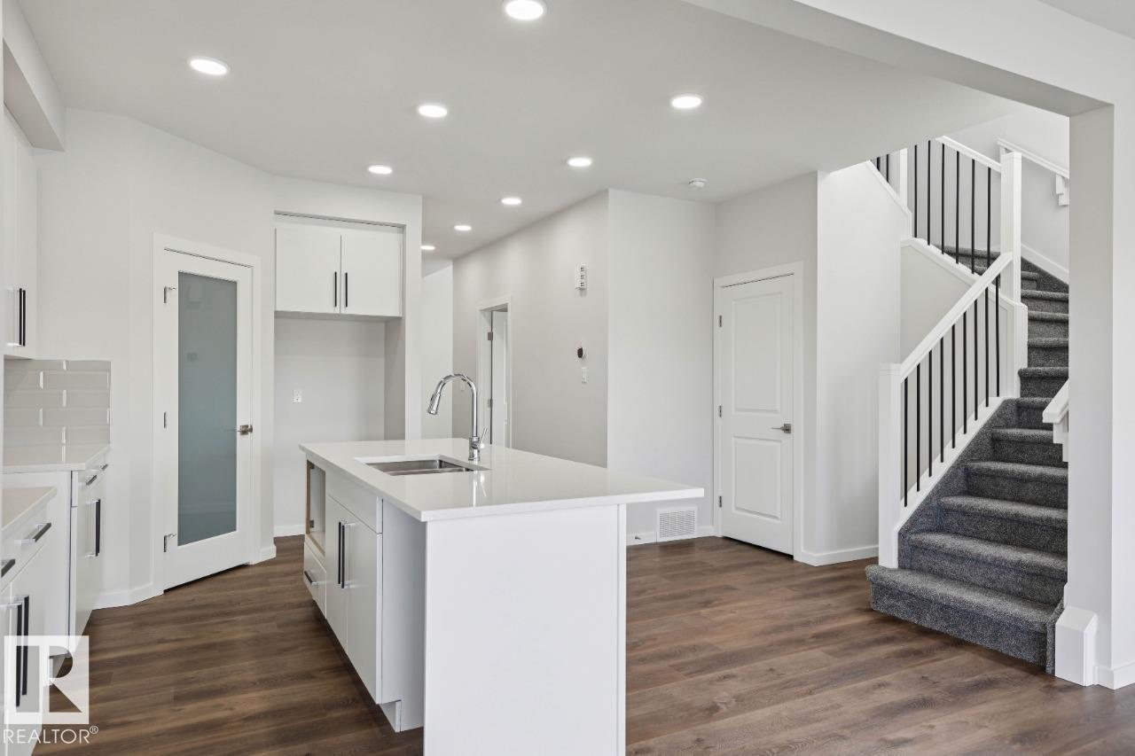 2322 Egret Wy Nw, Edmonton, Alberta  T6M 3G8 - Photo 8 - E4480765