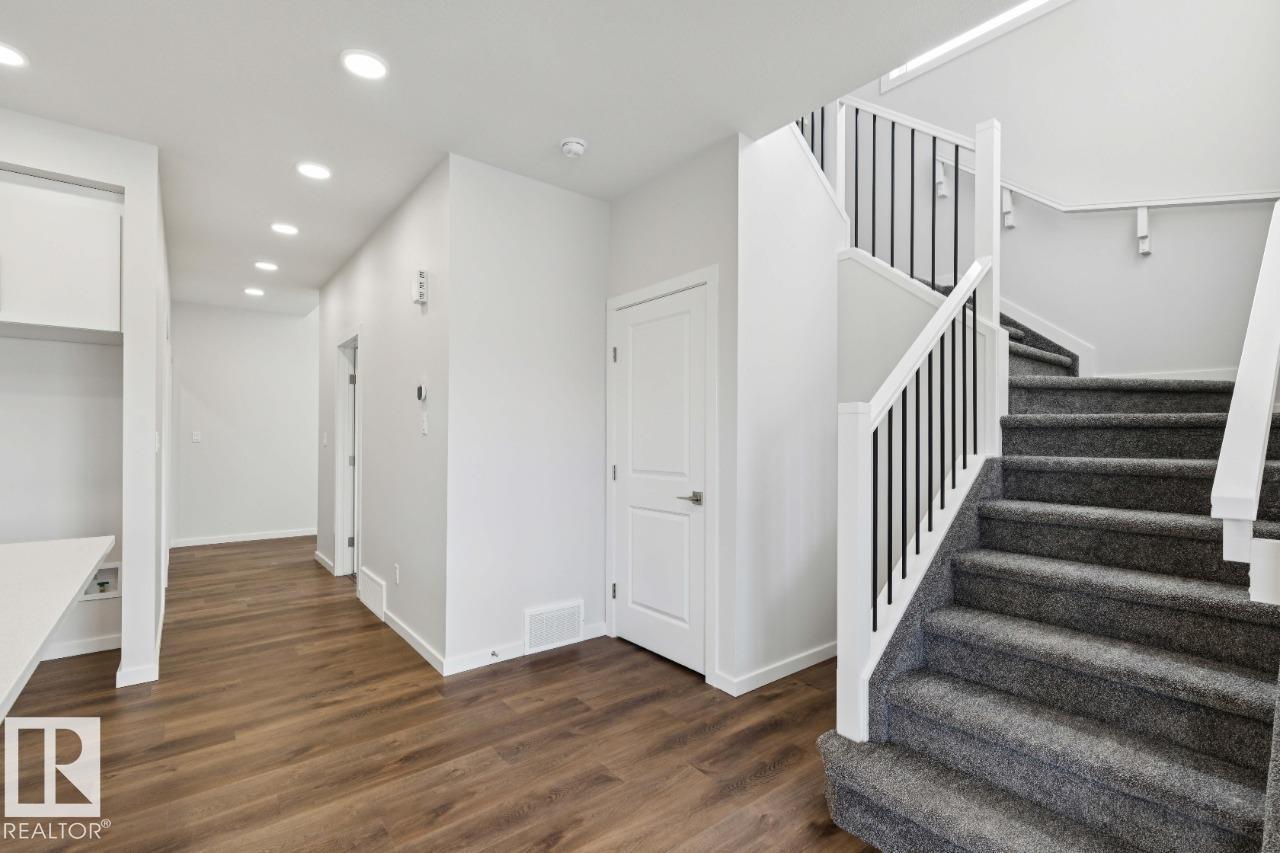 2322 Egret Wy Nw, Edmonton, Alberta  T6M 3G8 - Photo 11 - E4480765