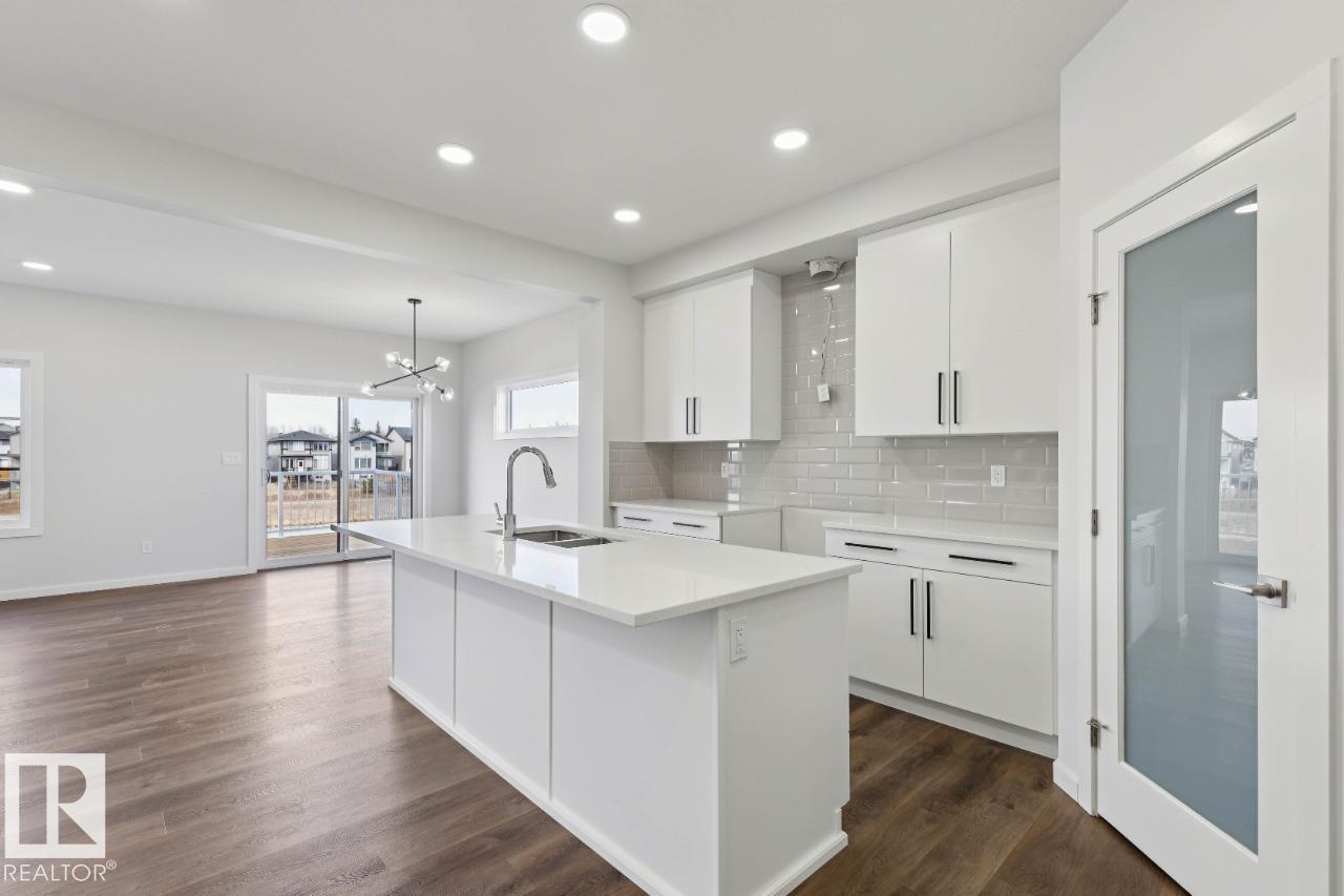 2322 Egret Wy Nw, Edmonton, Alberta  T6M 3G8 - Photo 5 - E4480765