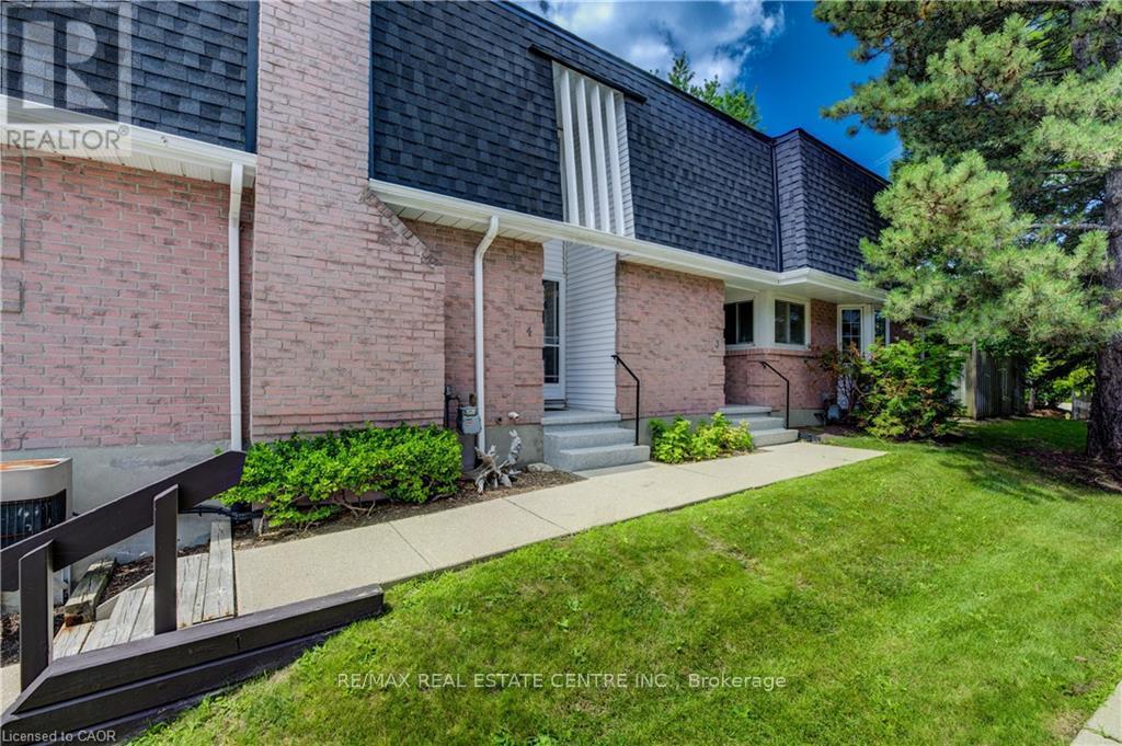 4 - 493 Beechwood Drive, Waterloo, Ontario  N2T 1H8 - Photo 4 - X12737814