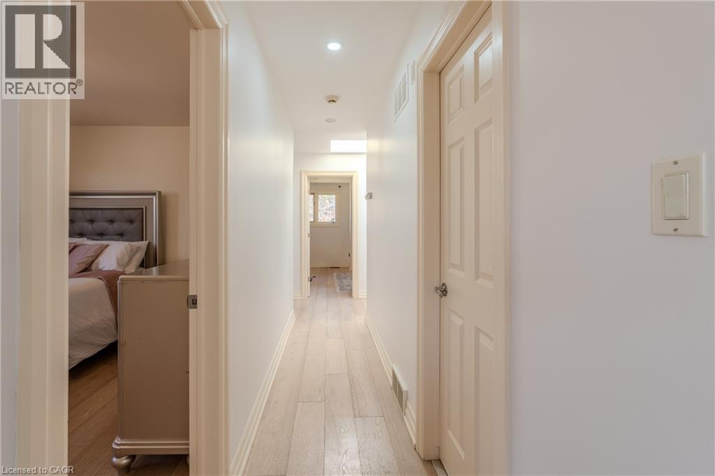 959 Book Road, Ancaster, Ontario  L9G 3L1 - Photo 17 - 40820621