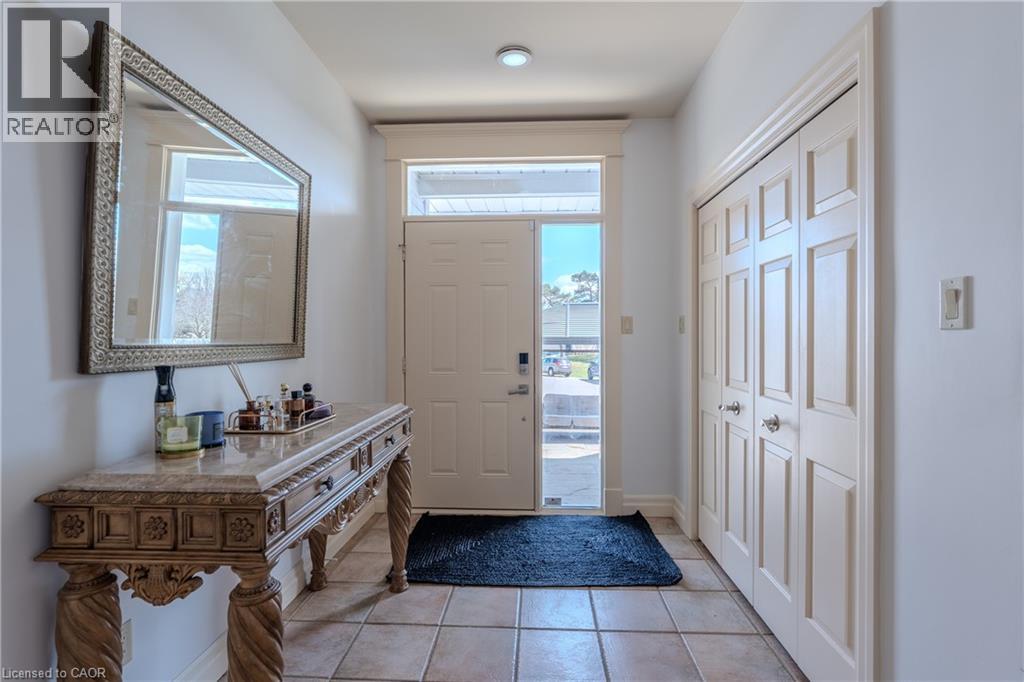 959 Book Road, Ancaster, Ontario  L9G 3L1 - Photo 6 - 40820621