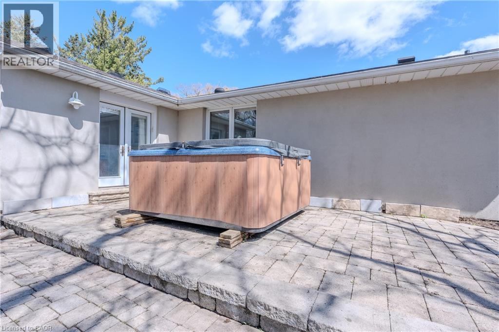 959 Book Road, Ancaster, Ontario  L9G 3L1 - Photo 46 - 40820621