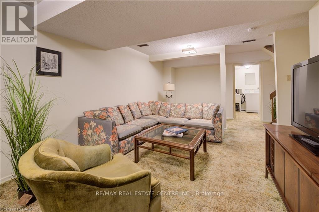 4 - 493 Beechwood Drive, Waterloo, Ontario  N2T 1H8 - Photo 28 - X12737814