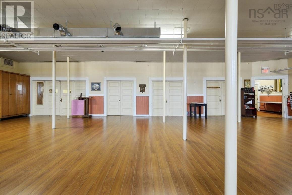 270 Commercial Street, Glace Bay, Nova Scotia  B1A 6B4 - Photo 21 - 202600936