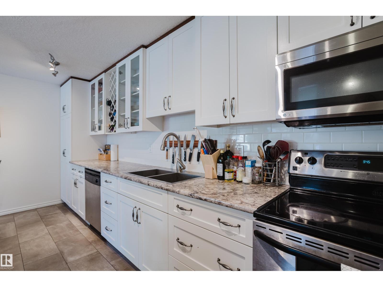 #115 10545 Saskatchewan Dr Nw, Edmonton, Alberta  T6E 6C6 - Photo 17 - E4473012