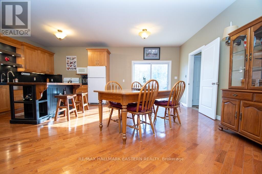 3468 County Rd 36, Trent Lakes, Ontario  K0L 2H0 - Photo 9 - X12997434