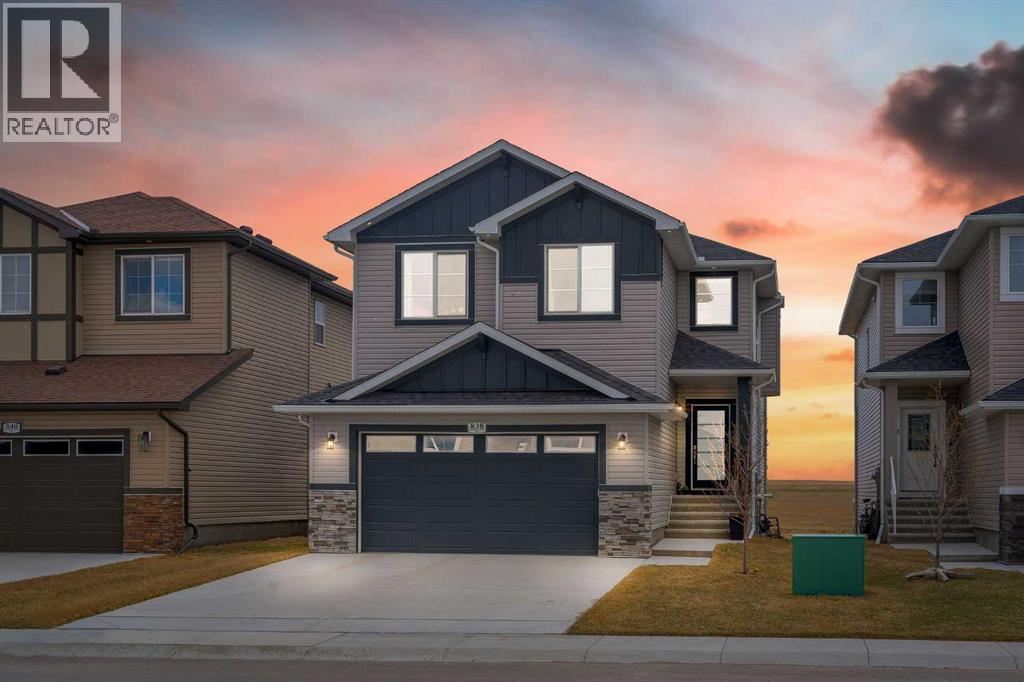 838 Edgefield Street, Strathmore, Alberta