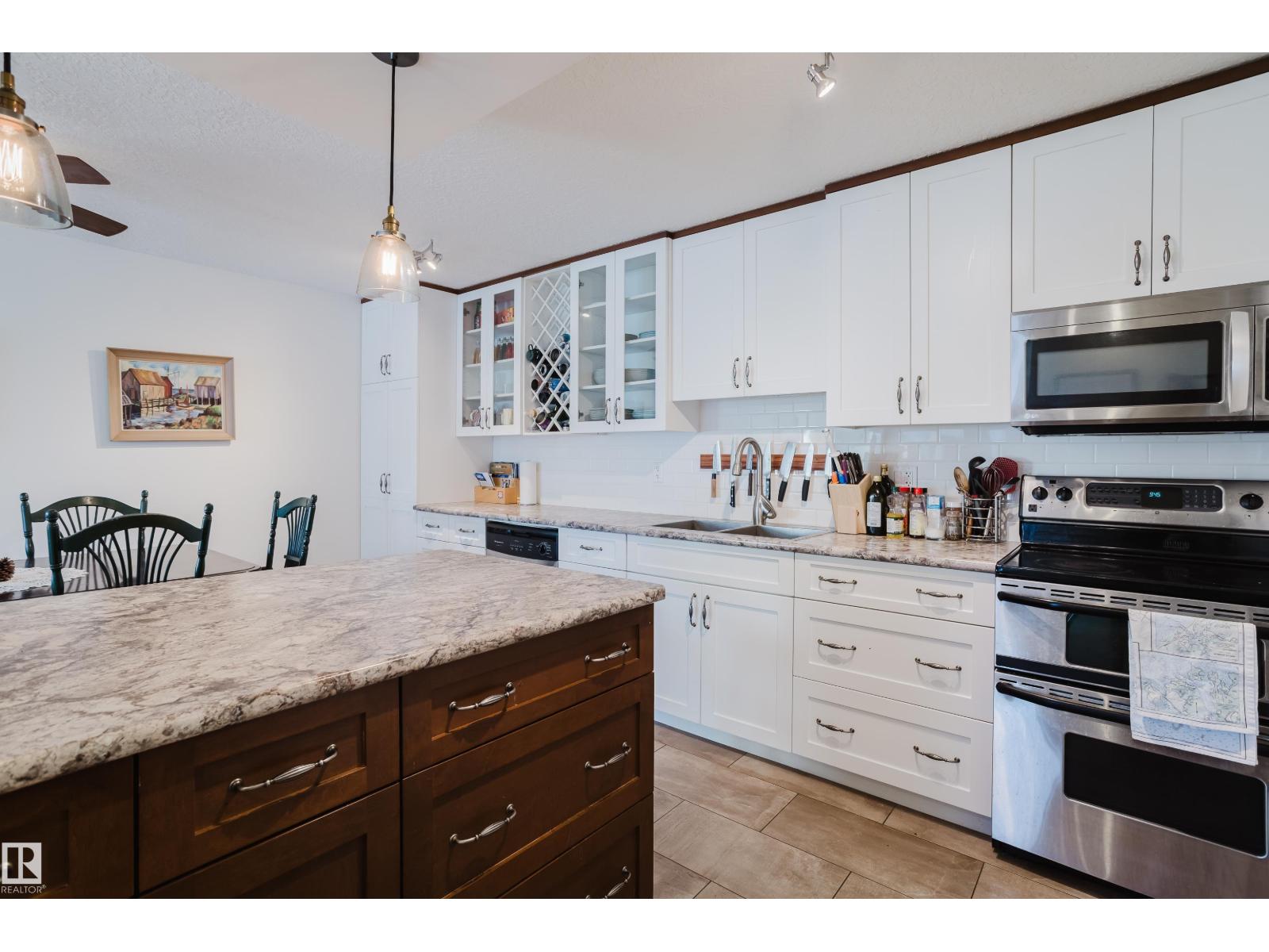 #115 10545 Saskatchewan Dr Nw, Edmonton, Alberta  T6E 6C6 - Photo 15 - E4473012