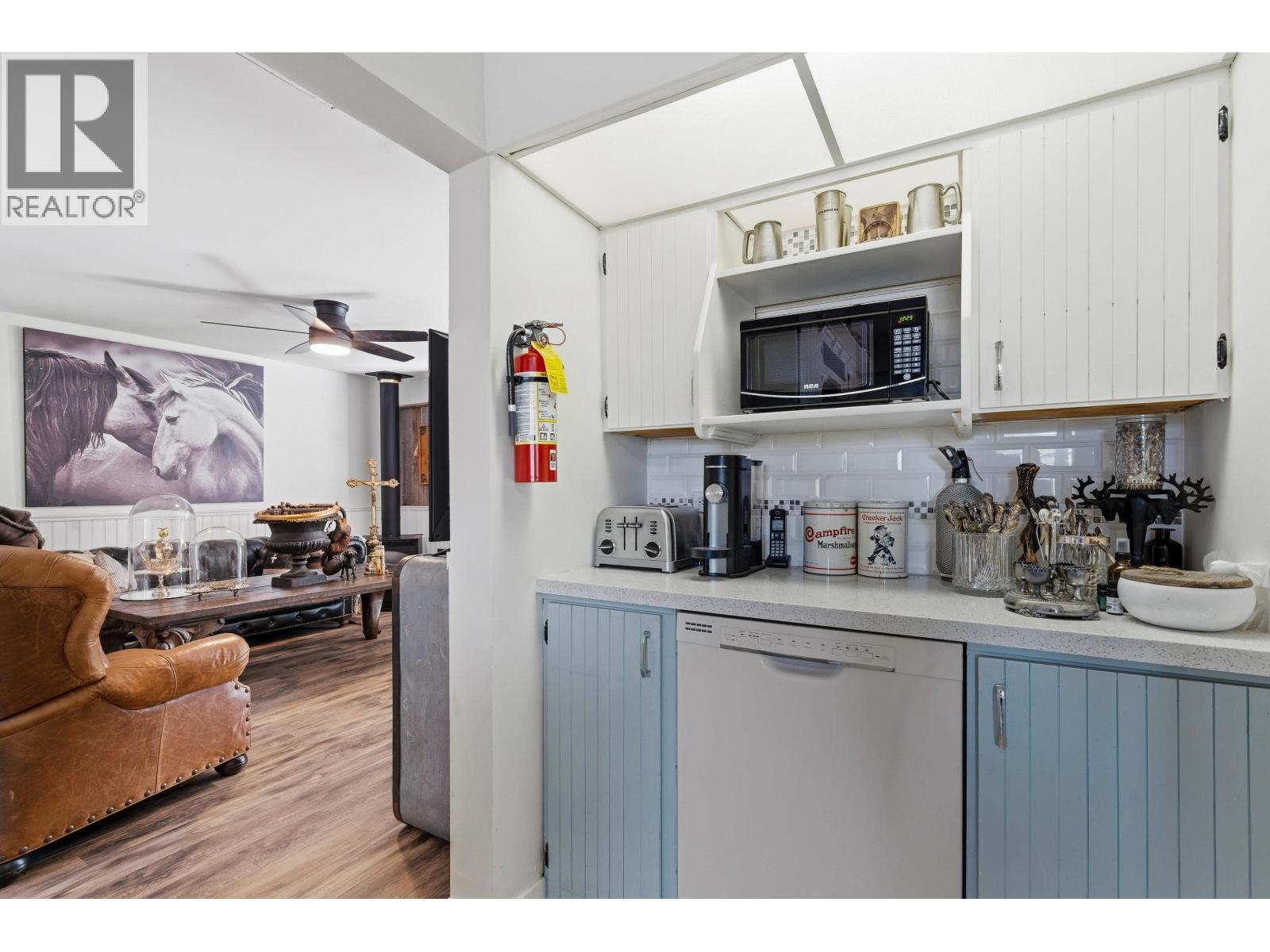 12082 261 Street, Maple Ridge, British Columbia  V2W 2A6 - Photo 19 - R3111161