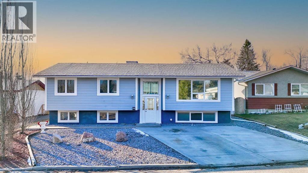 2403 23 Street, Nanton, Alberta  T0L 1R0 - Photo 2 - A2300200