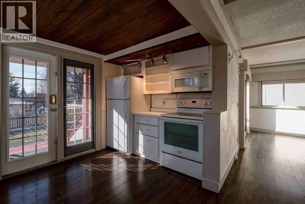 2403 23 Street, Nanton, Alberta  T0L 1R0 - Photo 11 - A2300200