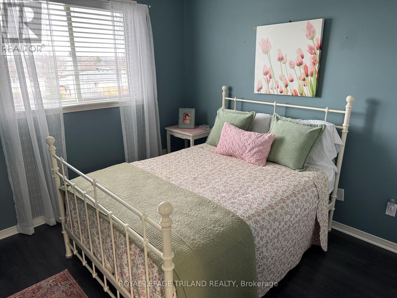 943 Thistledown Way, London North, Ontario  N6G 4Z6 - Photo 11 - X12997284