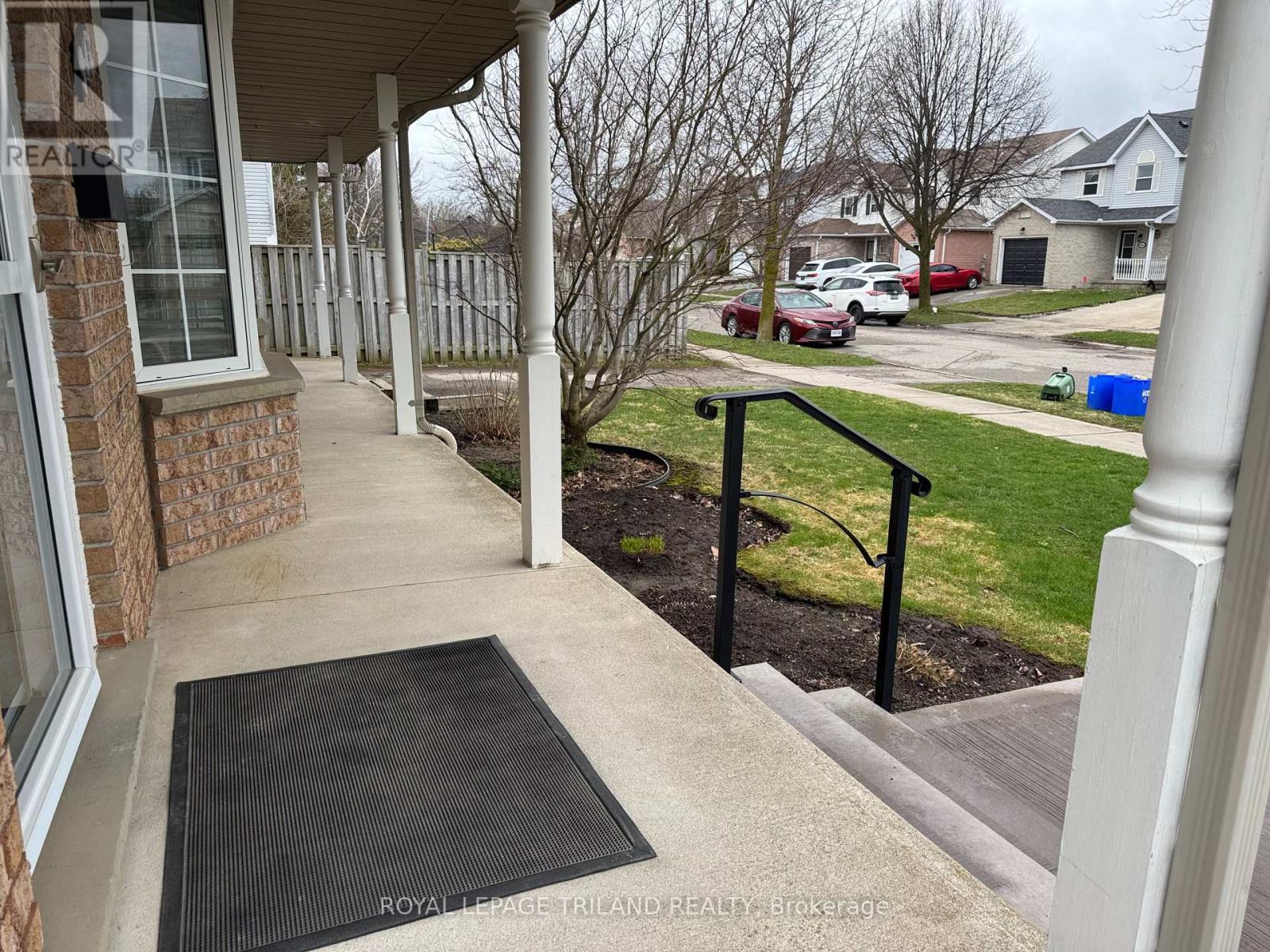 943 Thistledown Way, London North, Ontario  N6G 4Z6 - Photo 3 - X12997284