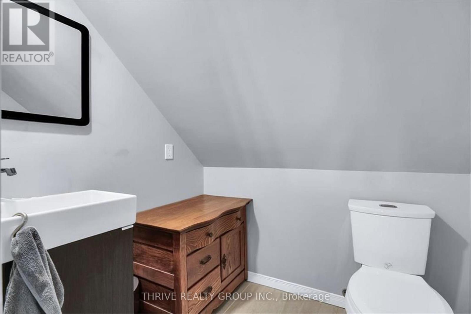 7095 Longwoods Road, London South, Ontario  N6P 1L4 - Photo 20 - X12997296