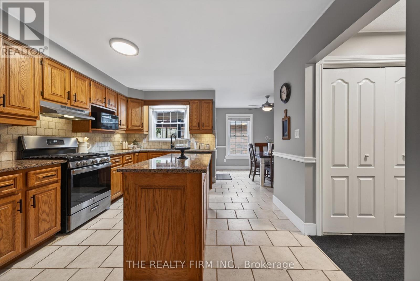 25 La Mantia Avenue, Strathroy-Caradoc, Ontario  N7G 3Z5 - Photo 10 - X12997326