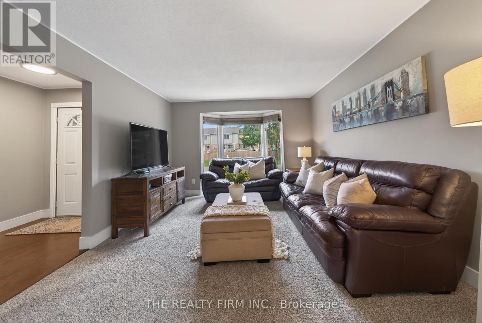 25 La Mantia Avenue, Strathroy-Caradoc, Ontario  N7G 3Z5 - Photo 3 - X12997326