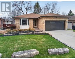 25 LA MANTIA AVENUE, Strathroy-Caradoc, Ontario