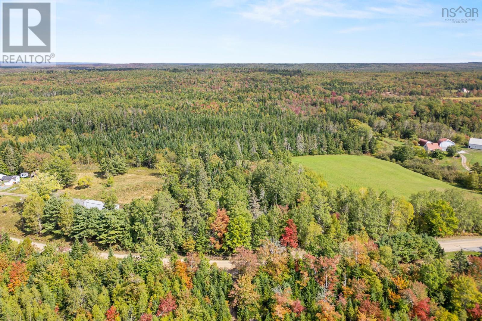 215 Perry Grant Drive, Meaghers Grant, Nova Scotia  B0N 1K0 - Photo 5 - 202602396