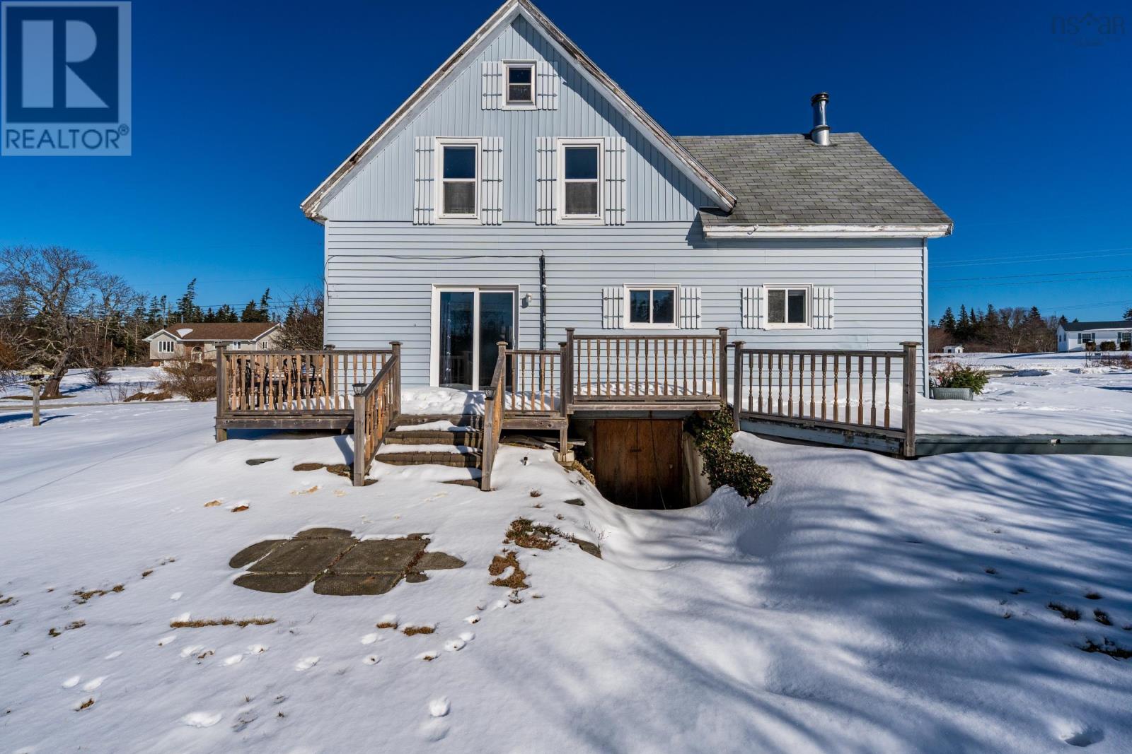 90 Oak Park Road, East Pubnico, Nova Scotia  B0W 2A0 - Photo 41 - 202603266