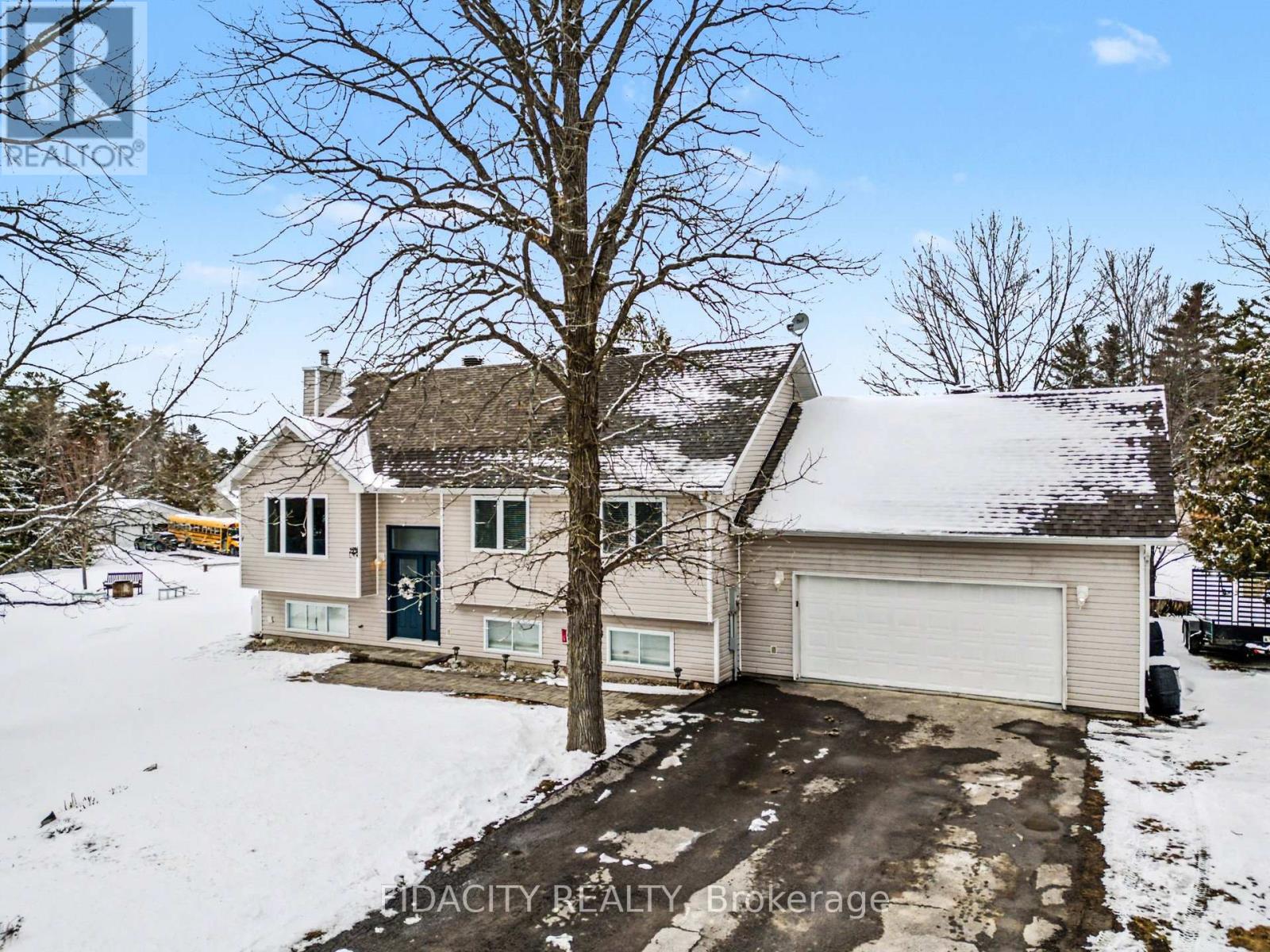 266 Clifford Campbell Street, Ottawa, Ontario  K0A 1X0 - Photo 45 - X12997310