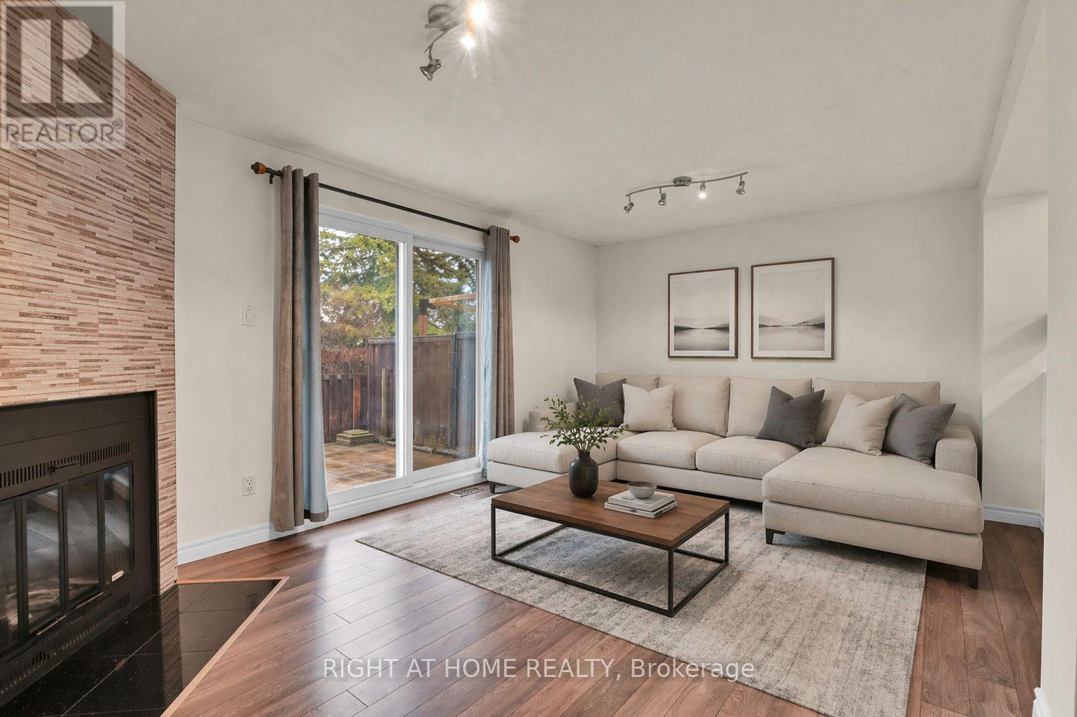 E - 1700 Lamoureux Drive, Ottawa, Ontario  K1E 2N2 - Photo 10 - X12997356