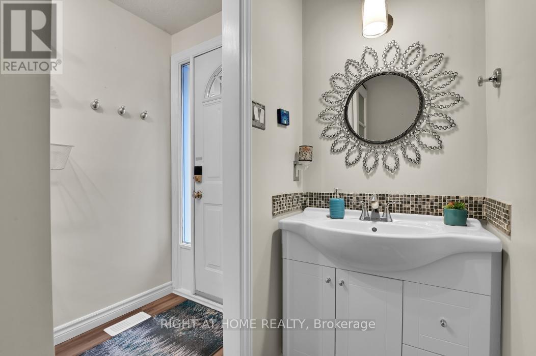 E - 1700 Lamoureux Drive, Ottawa, Ontario  K1E 2N2 - Photo 14 - X12997356