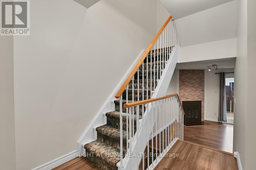 E - 1700 Lamoureux Drive, Ottawa, Ontario  K1E 2N2 - Photo 15 - X12997356