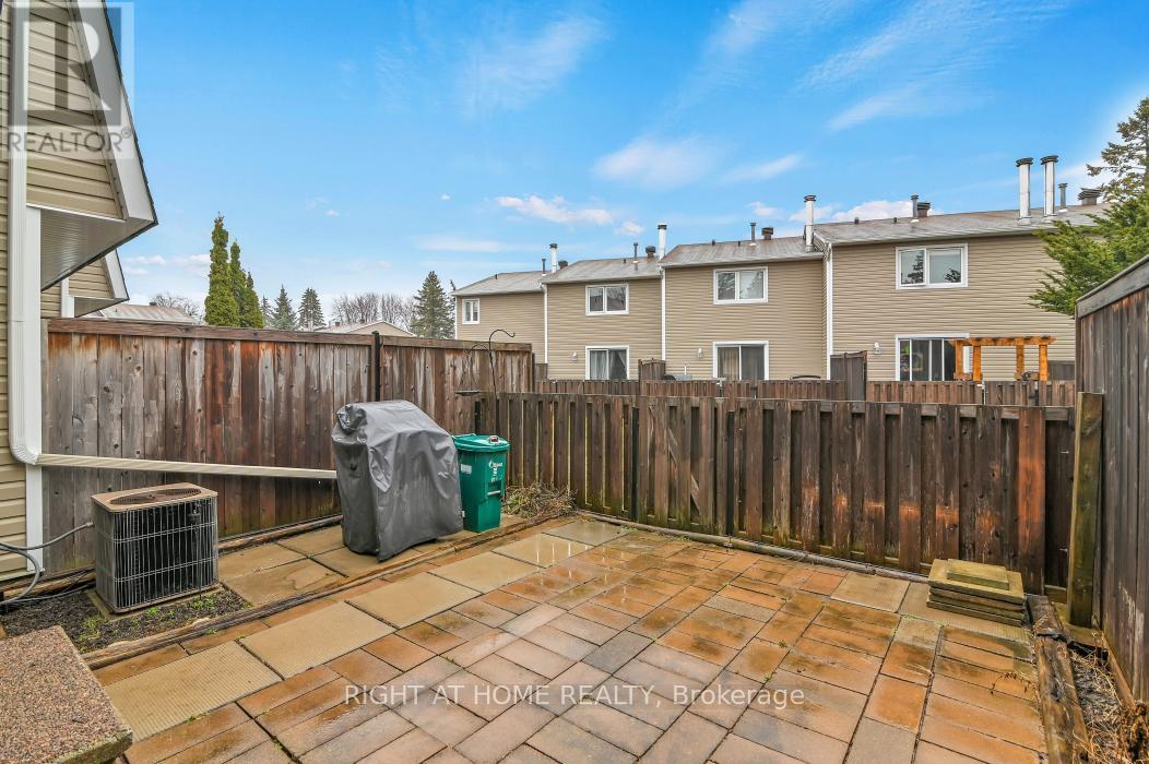 E - 1700 Lamoureux Drive, Ottawa, Ontario  K1E 2N2 - Photo 27 - X12997356