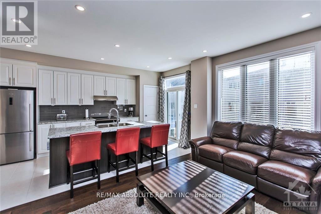 2500 Waterlilly Way, Ottawa, Ontario  K2J 0K6 - Photo 5 - X12997392