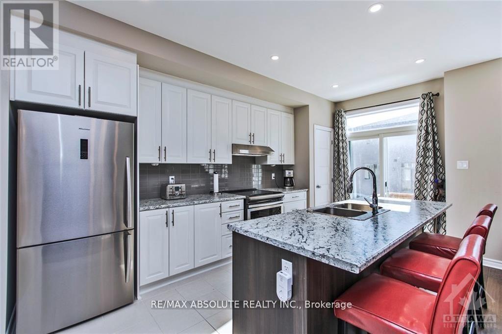2500 Waterlilly Way, Ottawa, Ontario  K2J 0K6 - Photo 7 - X12997392