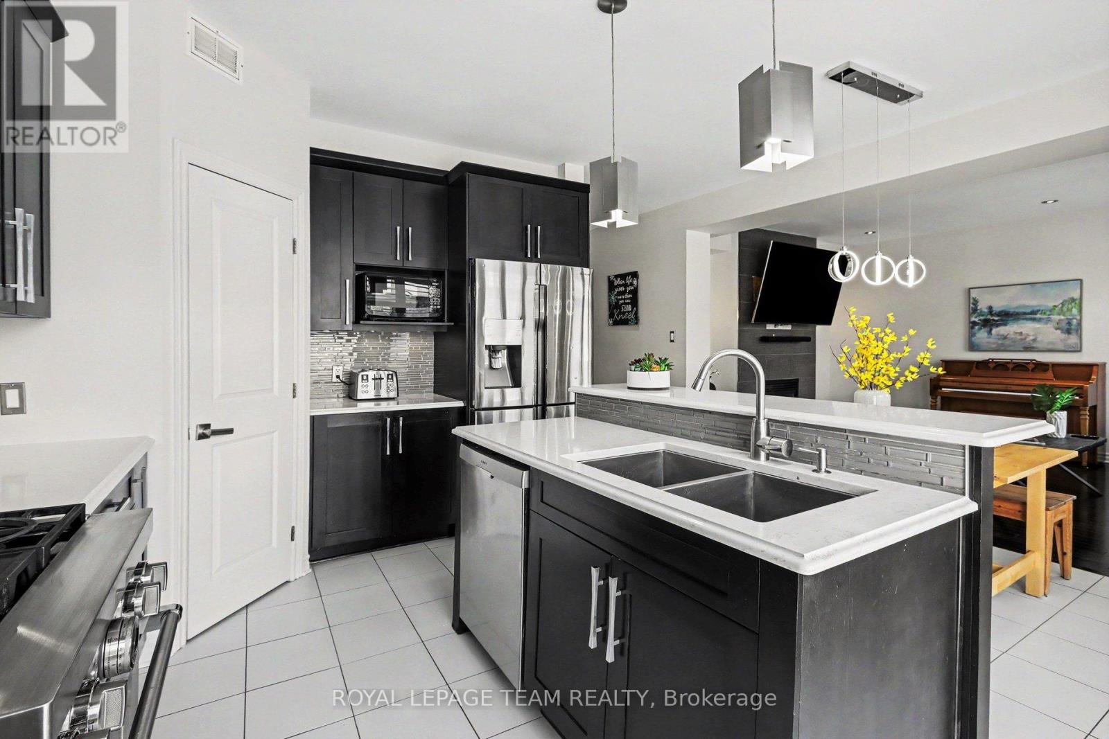 175 Brambling Way, Ottawa, Ontario  K2J 5V2 - Photo 11 - X12997436