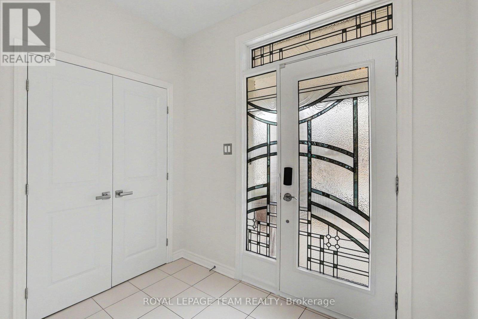 175 Brambling Way, Ottawa, Ontario  K2J 5V2 - Photo 4 - X12997436