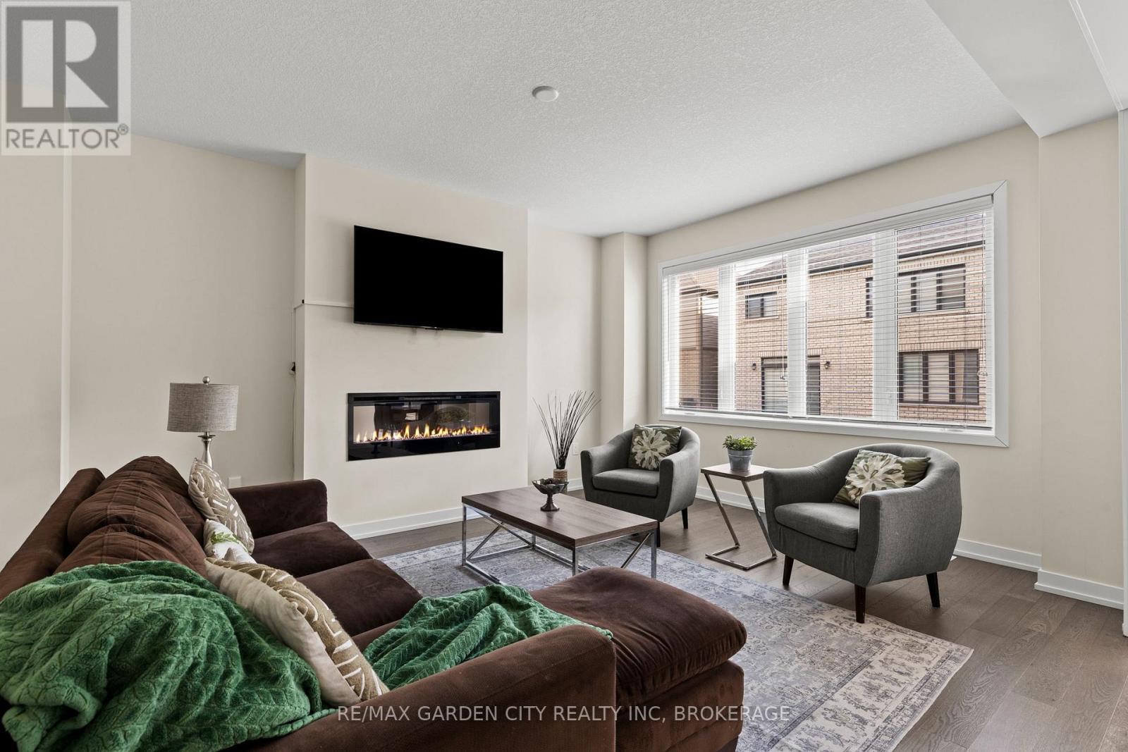 111 Sunflower Crescent, Thorold, Ontario  L3B 0L1 - Photo 13 - X12997300