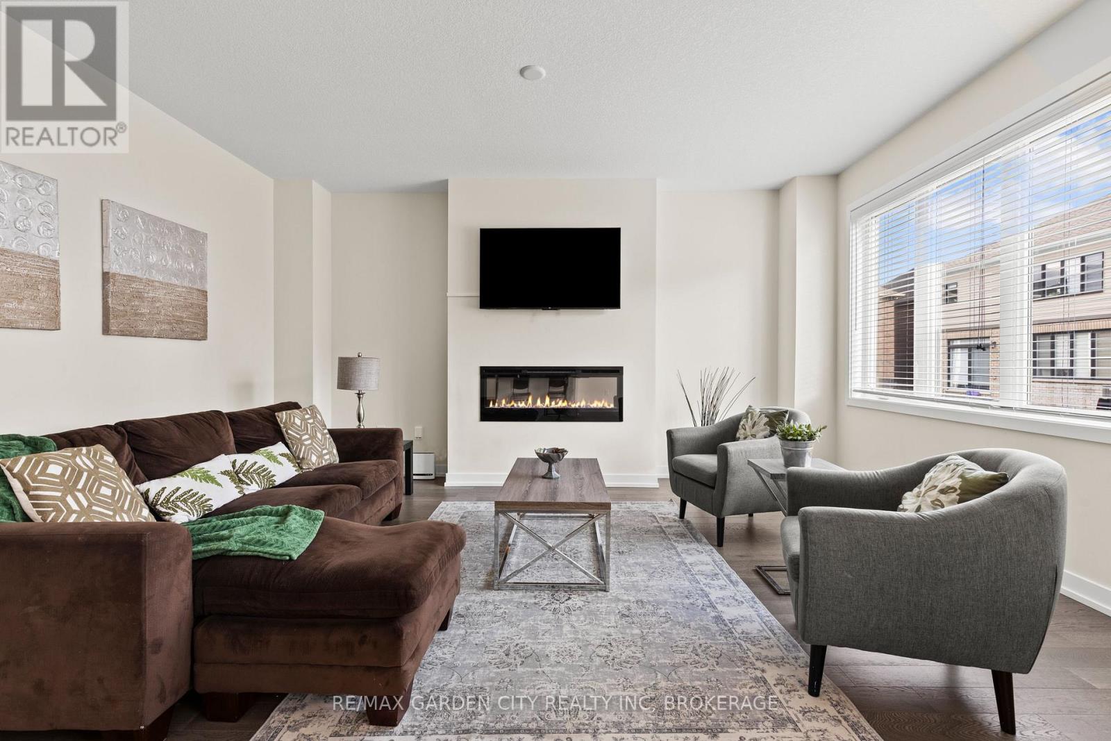 111 Sunflower Crescent, Thorold, Ontario  L3B 0L1 - Photo 14 - X12997300