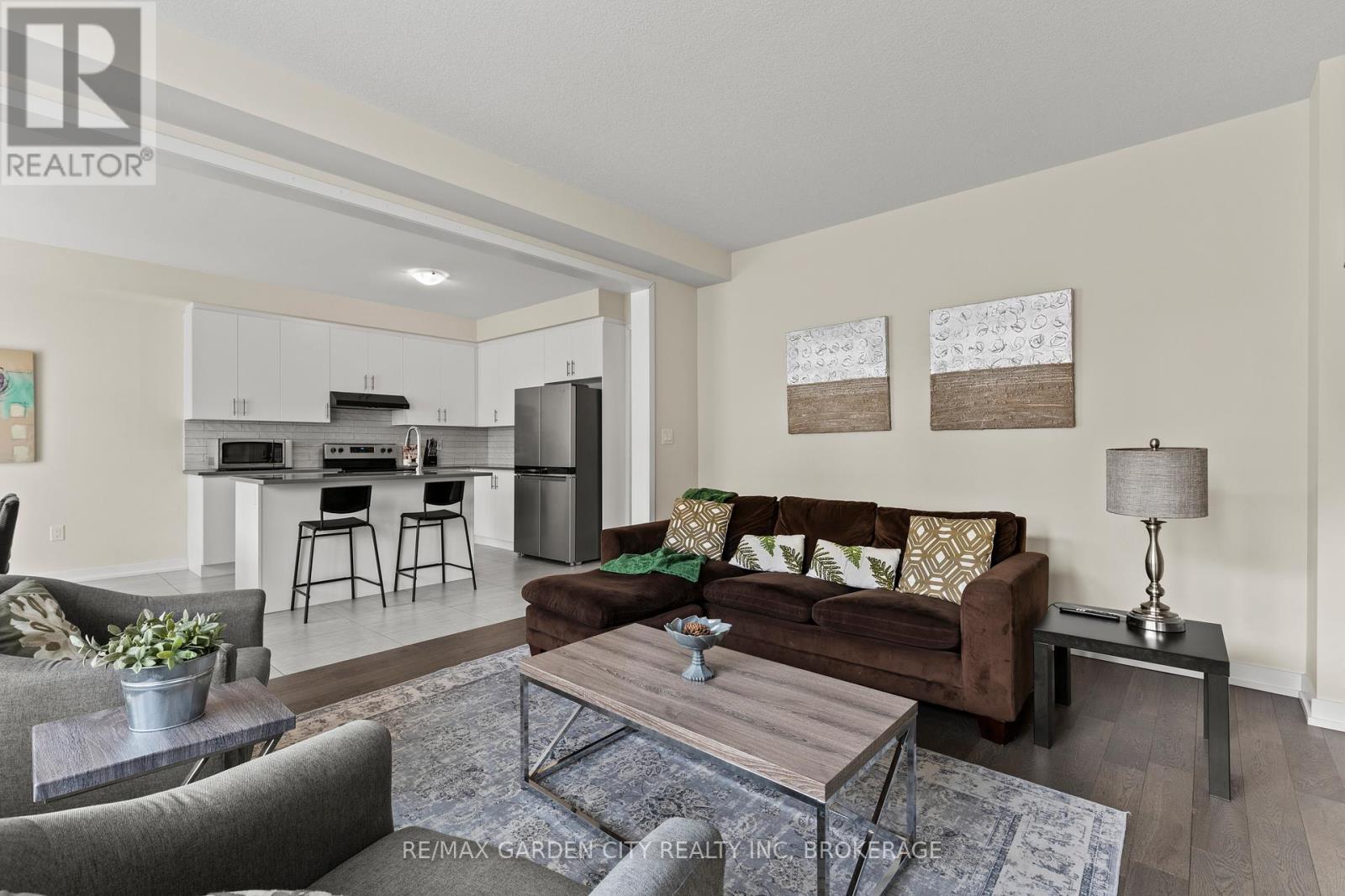 111 Sunflower Crescent, Thorold, Ontario  L3B 0L1 - Photo 16 - X12997300