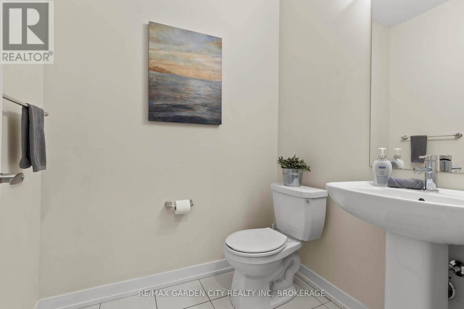 111 Sunflower Crescent, Thorold, Ontario  L3B 0L1 - Photo 17 - X12997300