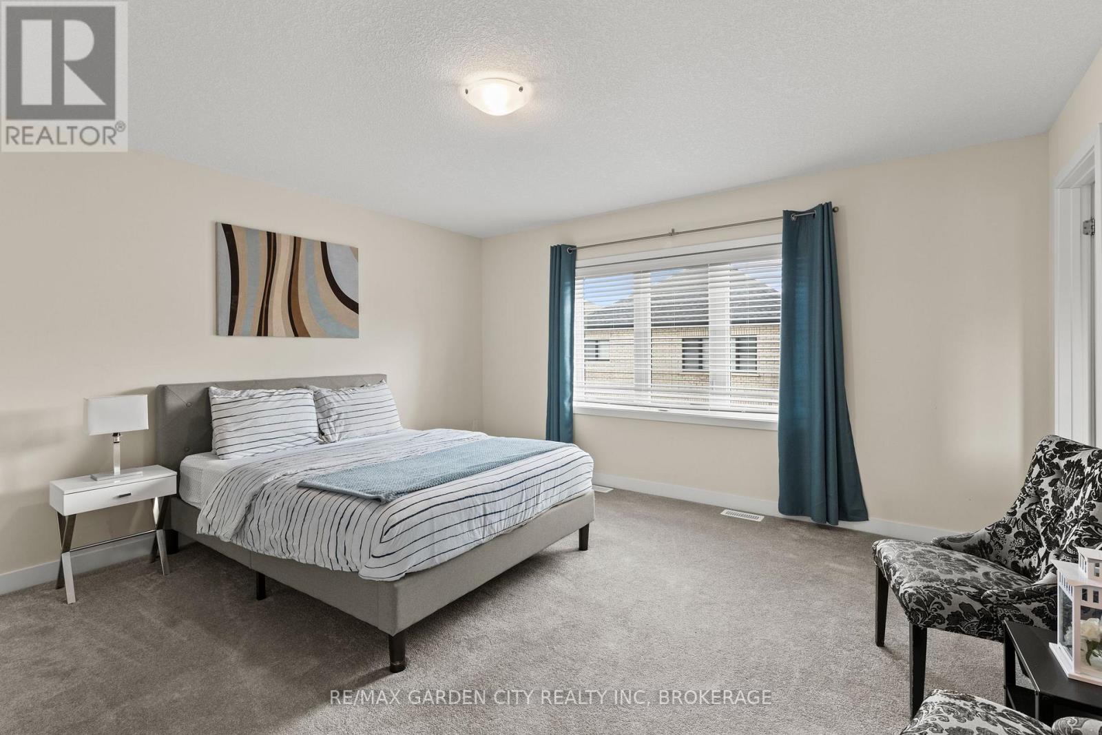 111 Sunflower Crescent, Thorold, Ontario  L3B 0L1 - Photo 18 - X12997300