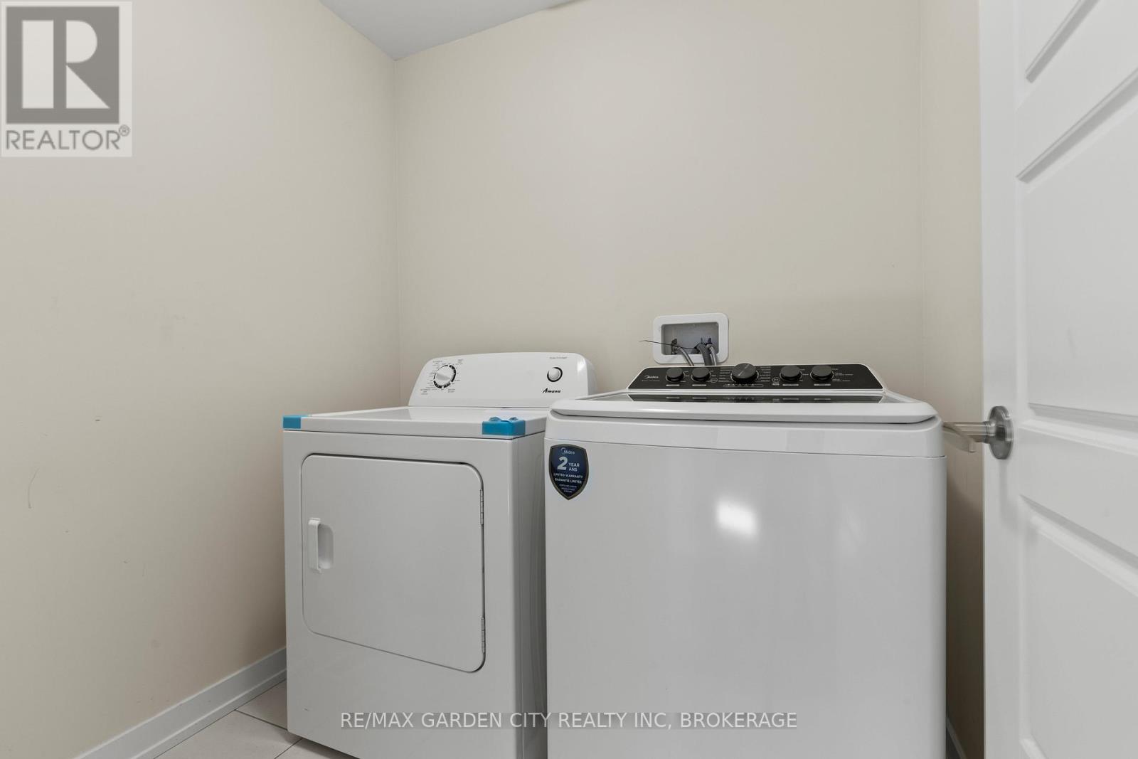 111 Sunflower Crescent, Thorold, Ontario  L3B 0L1 - Photo 24 - X12997300