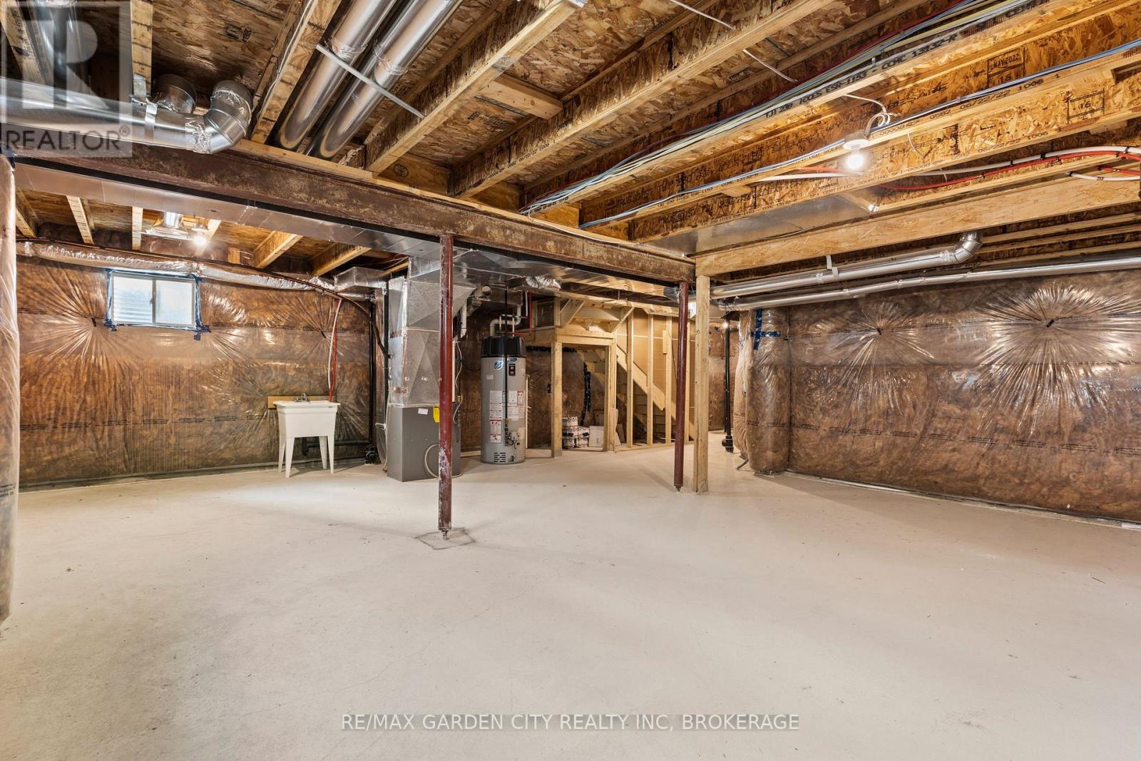 111 Sunflower Crescent, Thorold, Ontario  L3B 0L1 - Photo 26 - X12997300