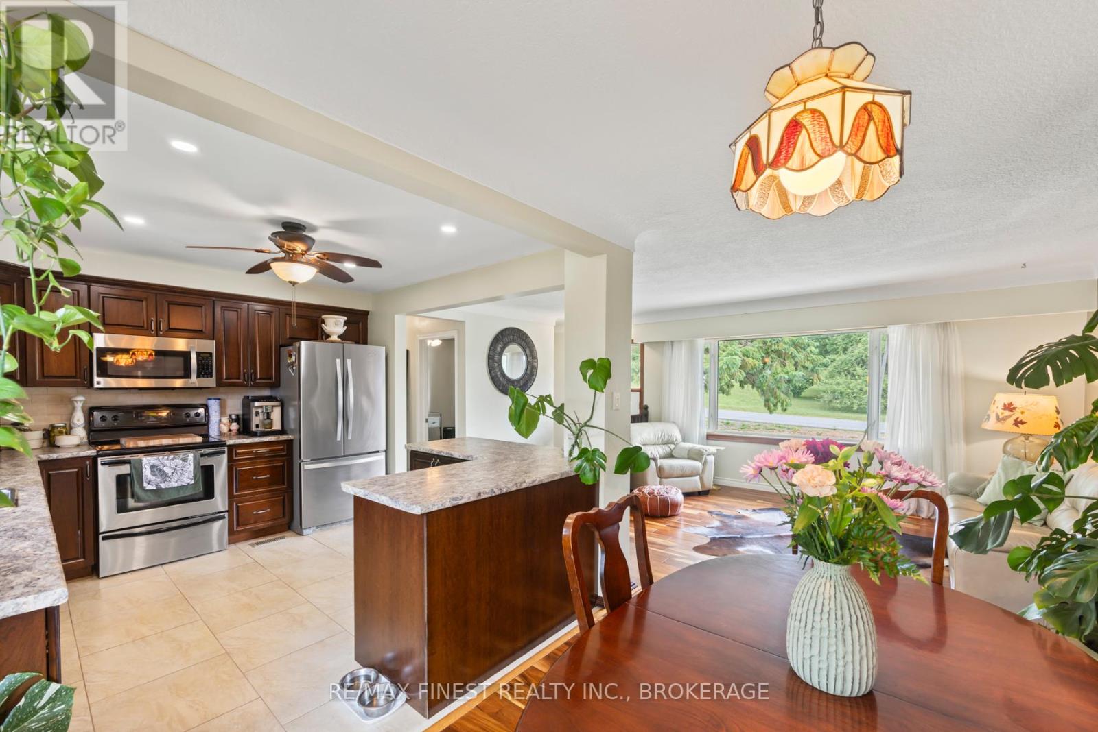 1429 Avondale Crescent, Kingston, Ontario K7P 2V2 - Photo 24 - X12849486