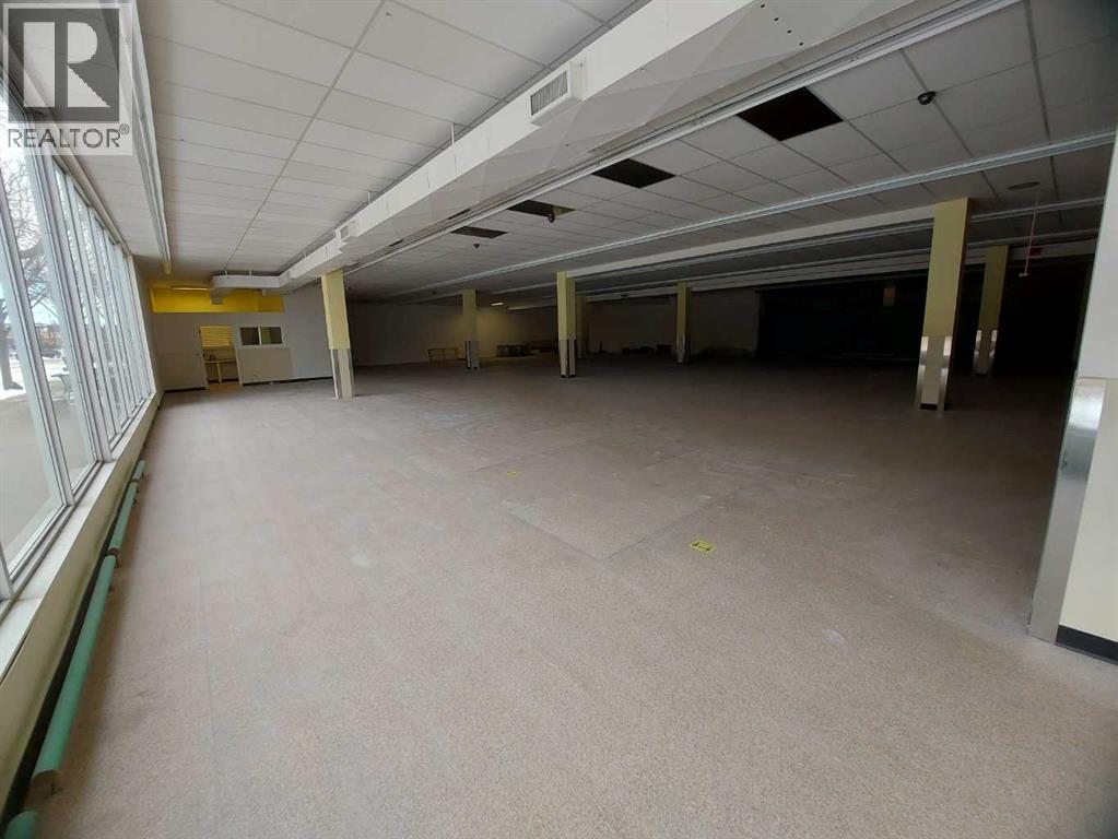 4719 49 Avenue, Red Deer, Alberta  T4N 3W9 - Photo 4 - A2263085