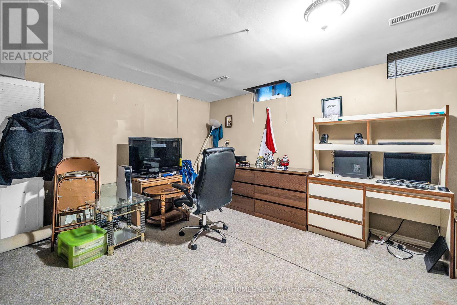 318 Rondeau Court, Oshawa, Ontario  L1J 6N4 - Photo 39 - E12983306