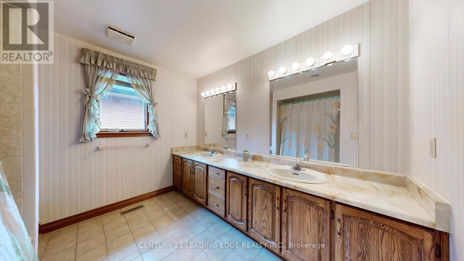 1127 Oshawa Boulevard N, Oshawa, Ontario  L1G 5W2 - Photo 38 - E12990400